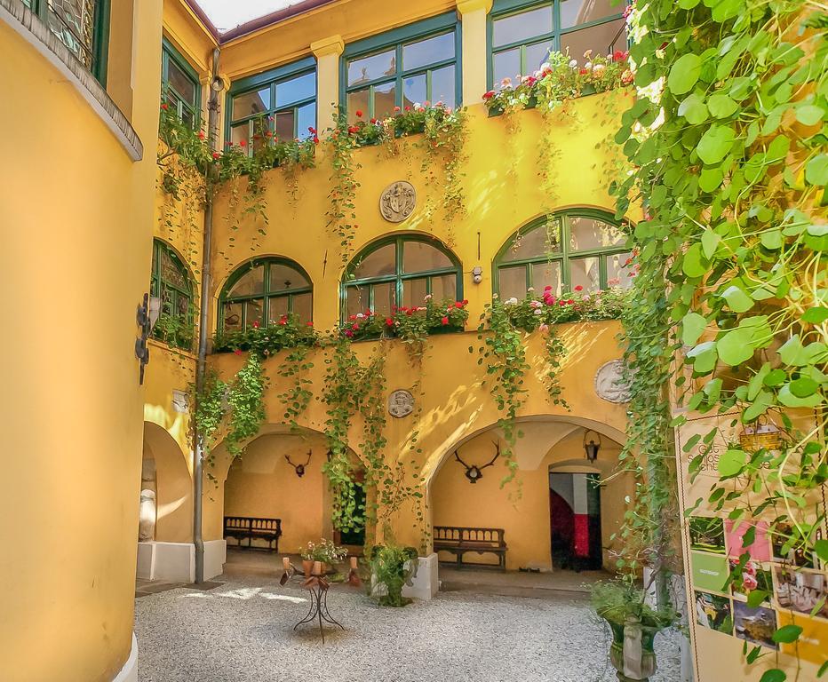 Castello Schloss Lichtengraben Bad Sankt Leonhard im Lavanttal Exterior photo